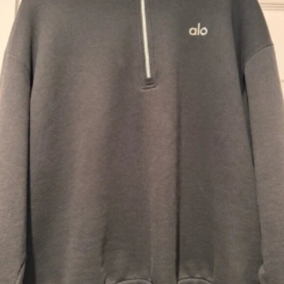 Auth. ✅ Women’s ALO Yoga Accolade 1/4 Zip Pullover in “Anthracite” Size Medium - Picture 3 of 6